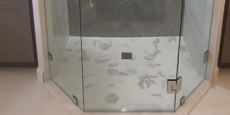 Lemon Bay Glass - Residential Shower Enclosures - Custom Shower Doors - Neo Angle