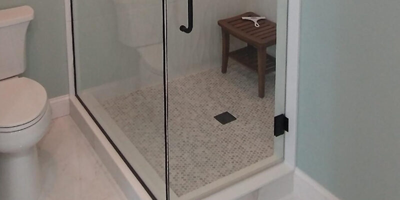 Lemon-Bay-Glass-Shower-Enclosure-Custom-Footprint-Semi-frameless shower door