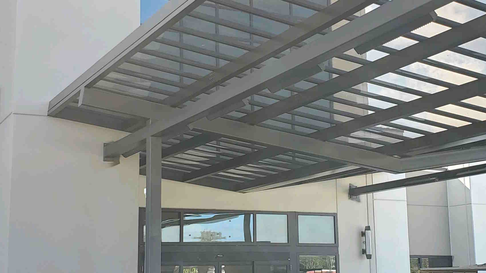 Center-Point-Medical-Center_Glass-Storefront_Glass-Canopy_042522_opt